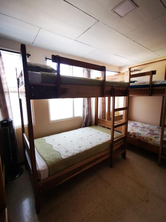 Toucan Hostel Alajuela Ngoại thất bức ảnh